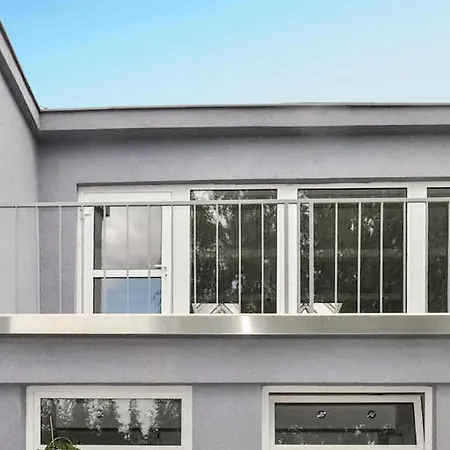 Semesterbostad Ferienhaus Neubrandenburg *